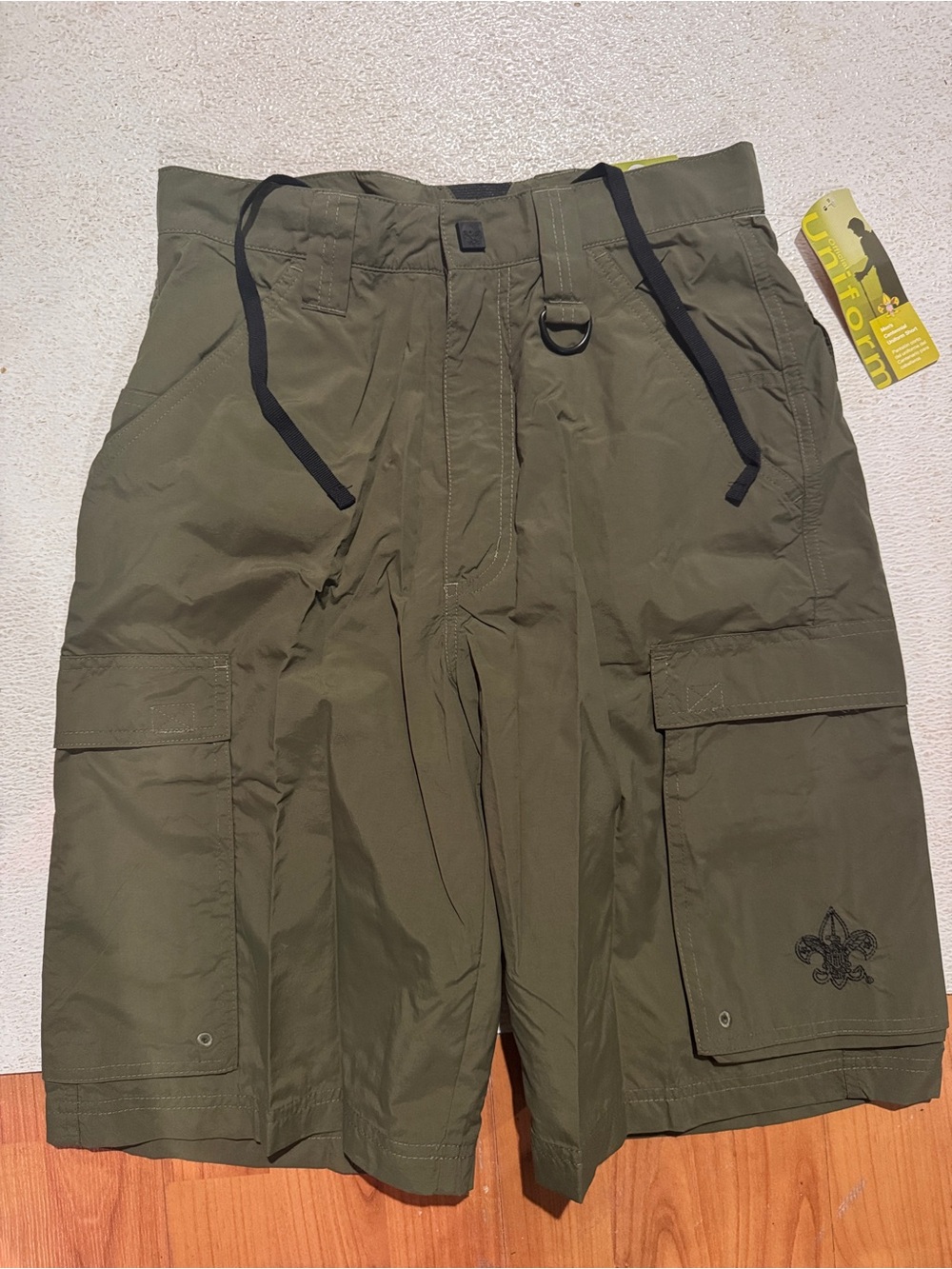 XS Scouting Men's Olive Cargo Shorts with Drawstring